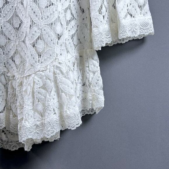 Coastal Cowgirl Delicate Babydoll Lace Daisies Bell Sleeve Boho Chic Women MED - Picture 6 of 9